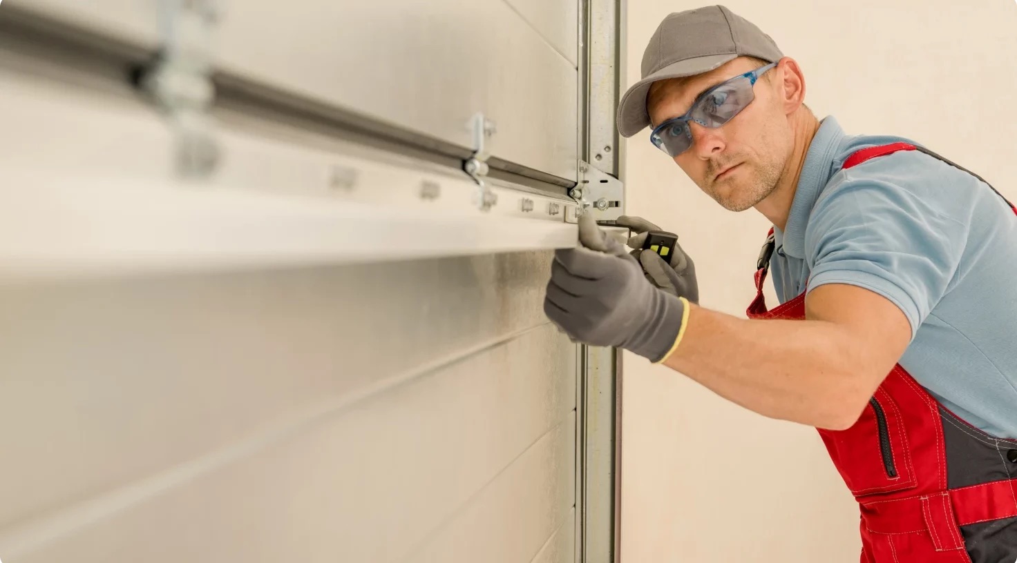 garage-door-panel-repair